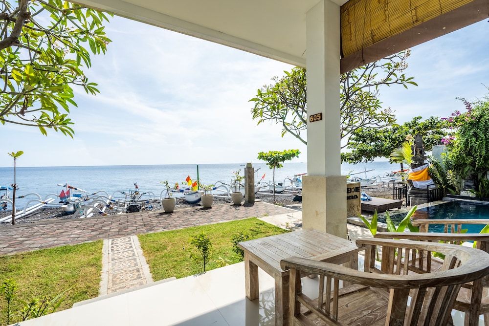 Suite Seaview Room - Photo 6