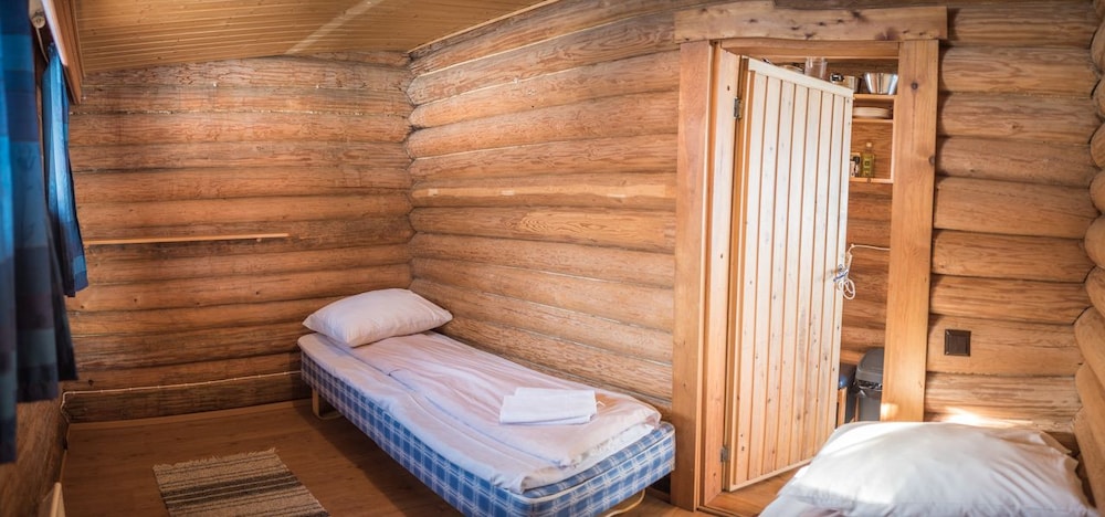 Cabin, 2 Bedrooms, Sauna photo 3