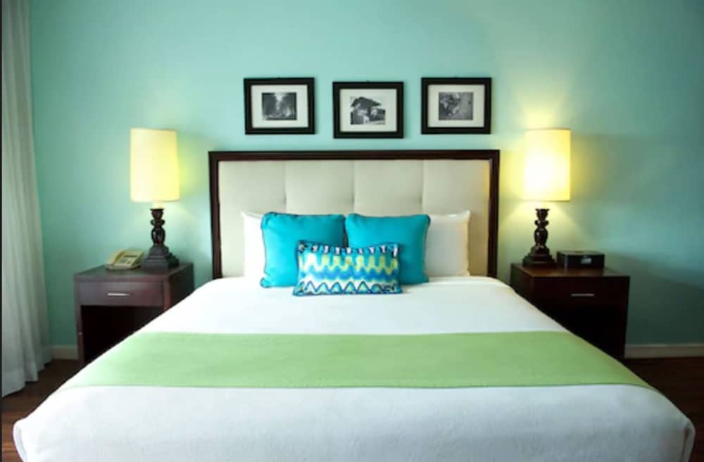 Superior Room, 1 King Bed, Non Smoking, Ocean View - Photo 1