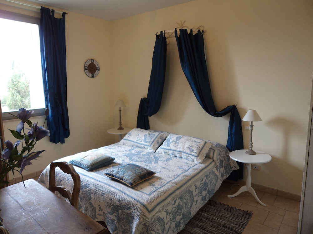 Basic Double Room photo 1