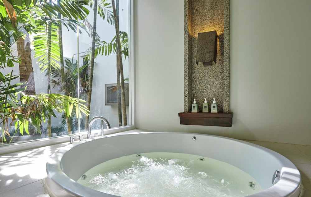 2-Bedroom Pool Villa - Photo 8