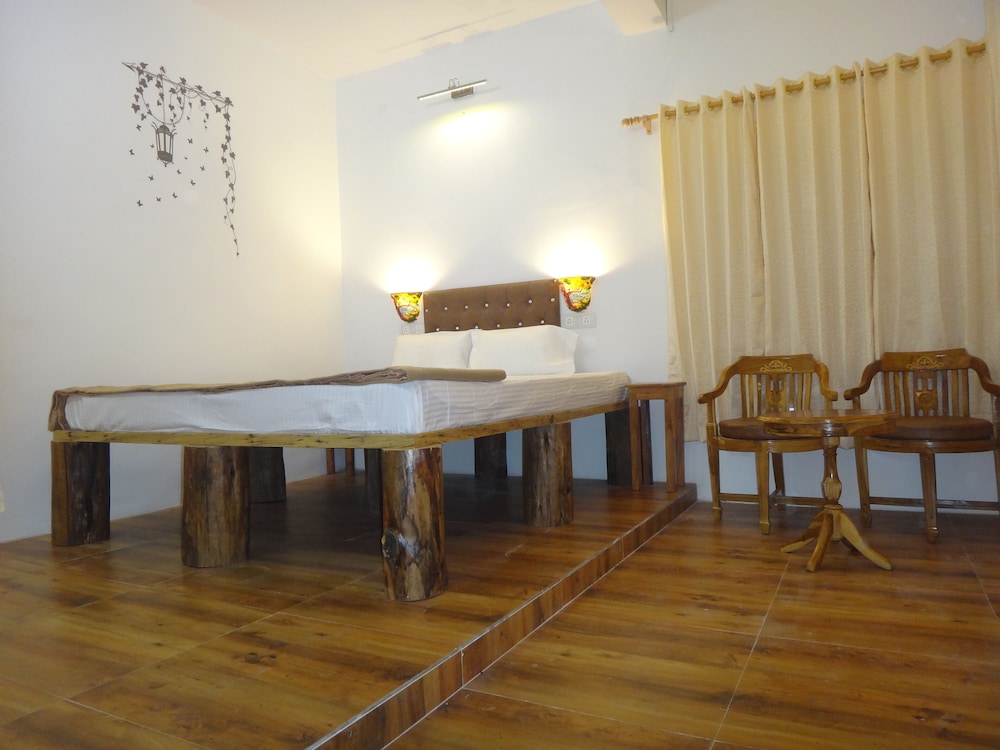 Boutique Modern Deluxe Room - Photo 1