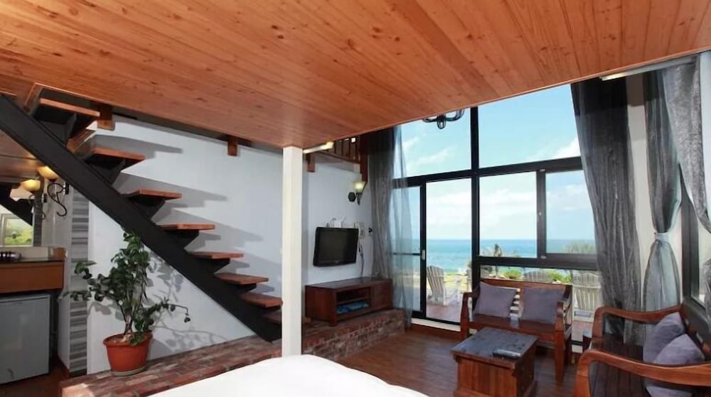 Suite, Ocean View (6 Pax) photo 3