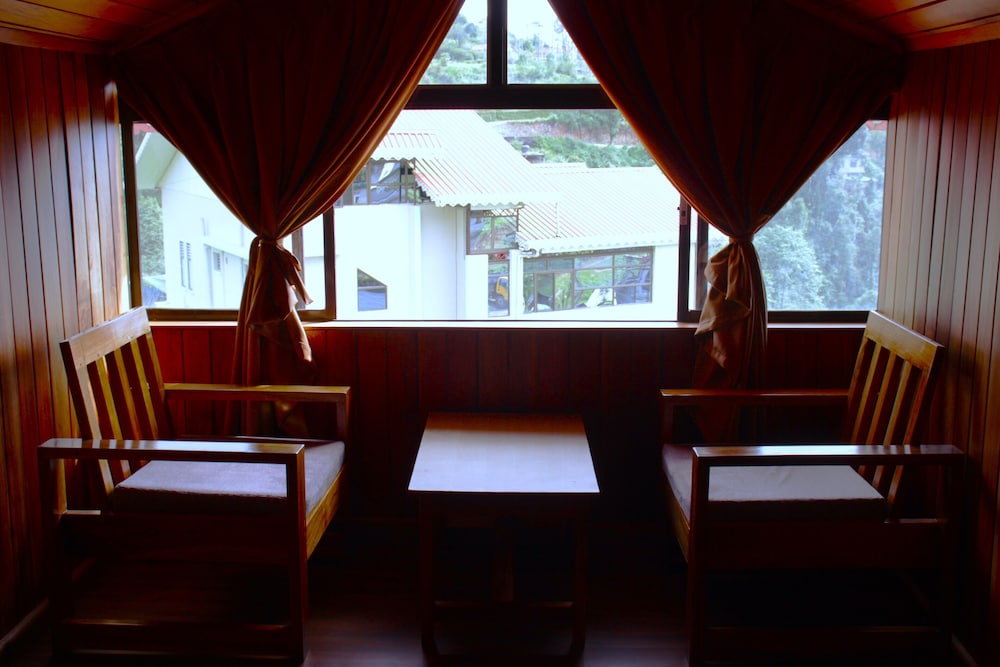 Premium Room - Photo 8