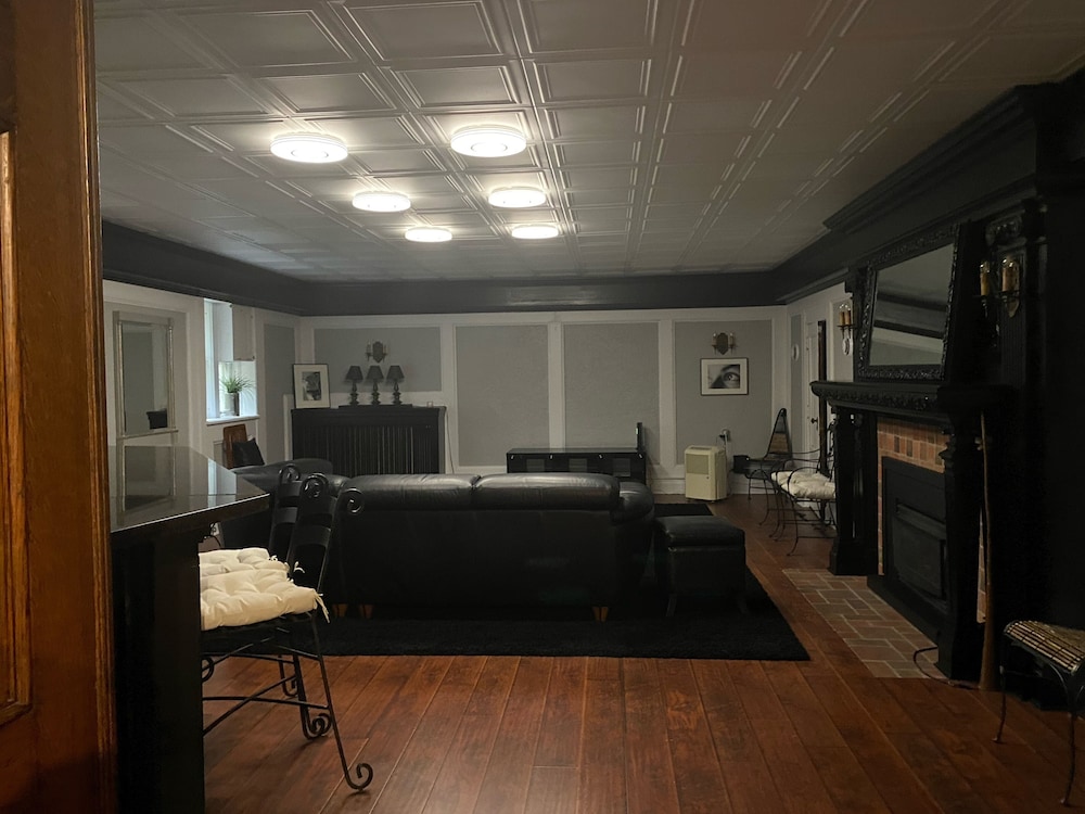 Renaissance Suite, Multiple Beds, Garden View, Courtyard Area photo 3