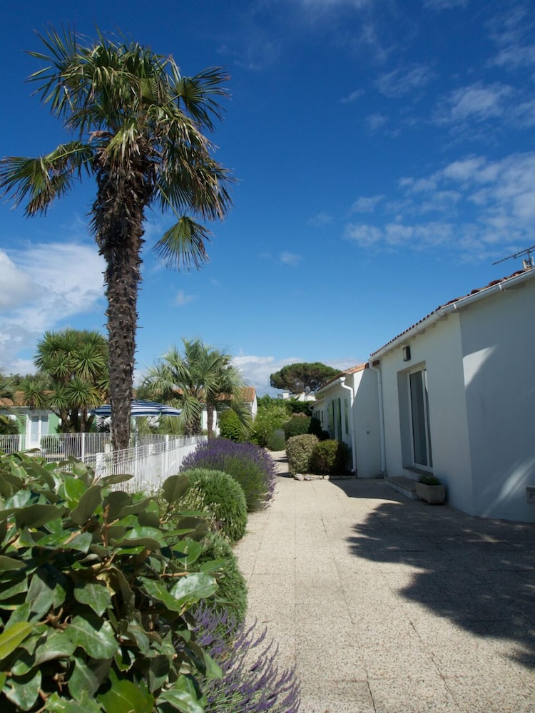 Premium House, Garden View (9)