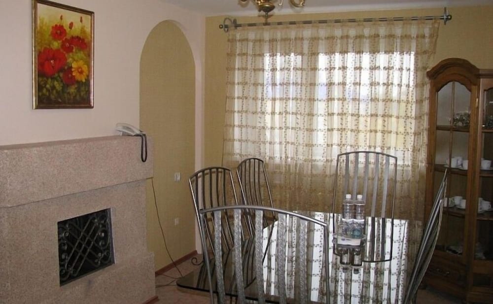 Apartment photo 3