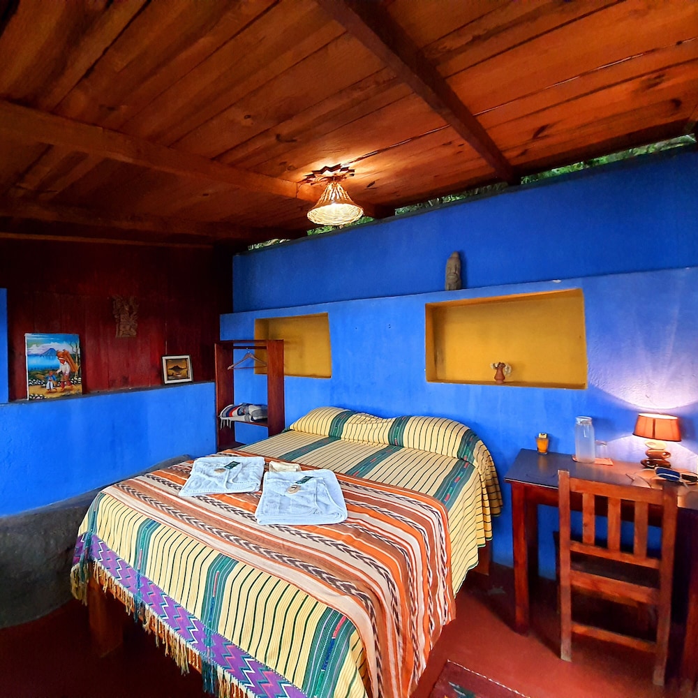 Deluxe Cabin, 1 Queen Bed, Lake View