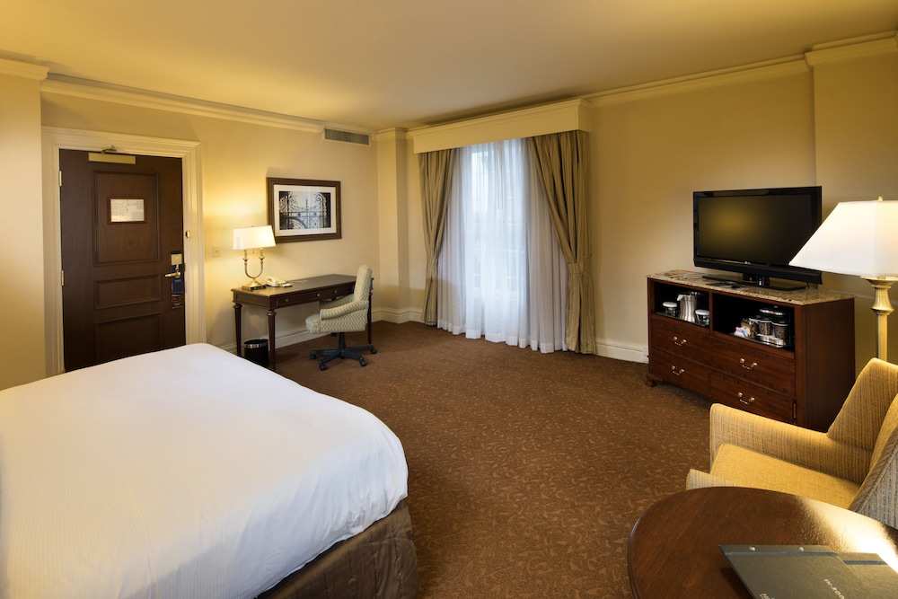 Luxury Room, 1 King Bed, Non Smoking