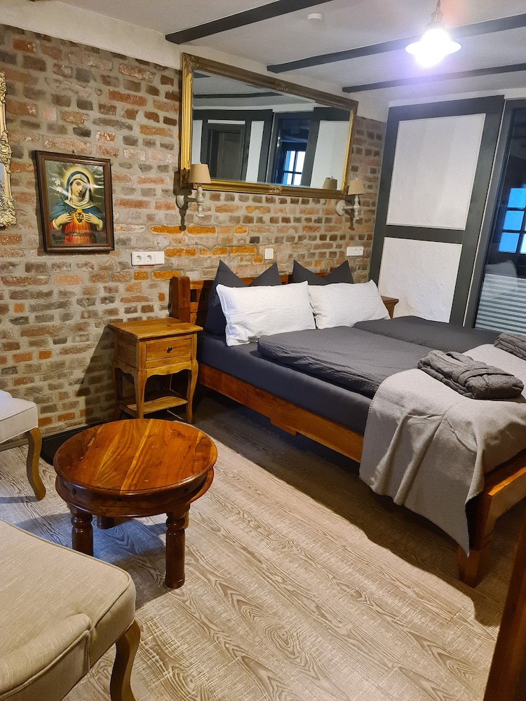 Classic Double Room, Balcony, Courtyard View photo 2
