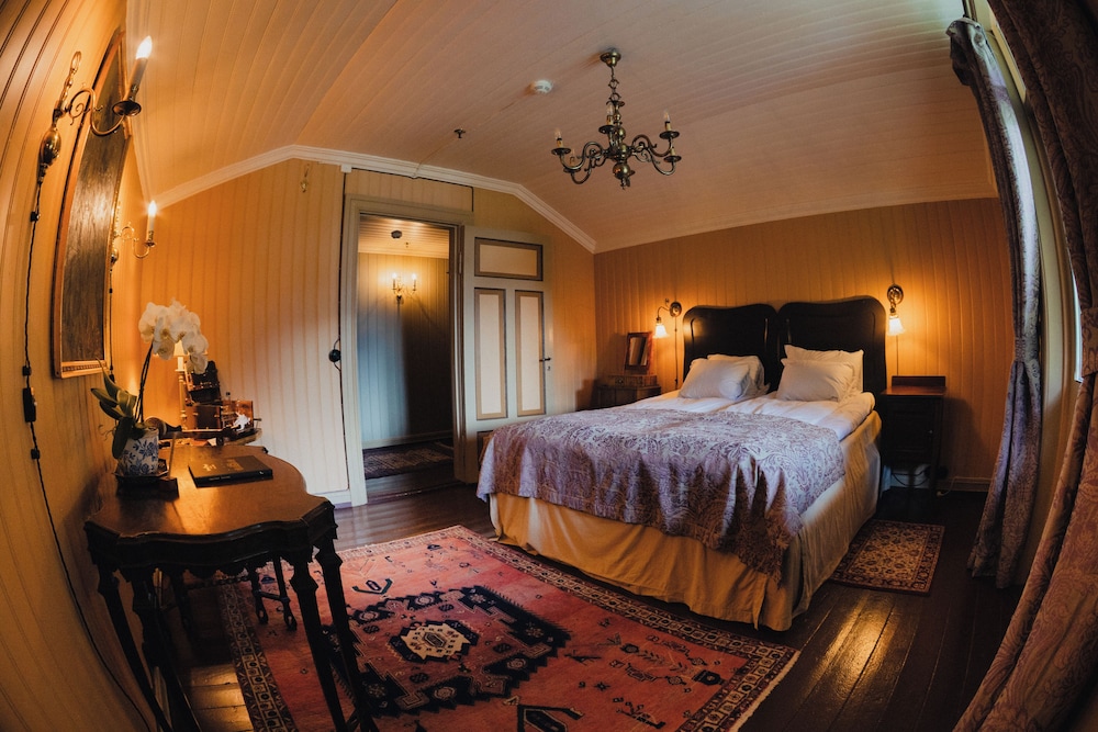 Suite, Tower photo 2