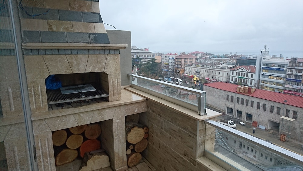 Superior Suite, 1 Bedroom, Sea Facing photo 2