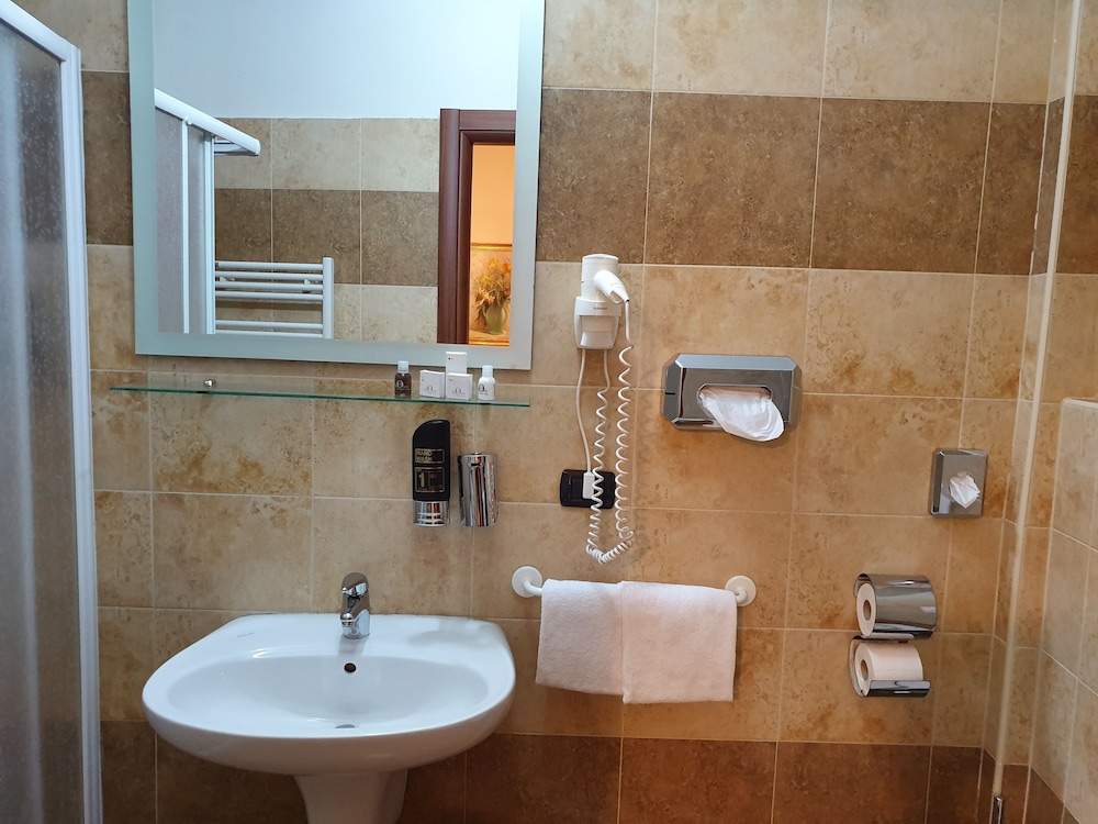 Double Room Single Use photo 3
