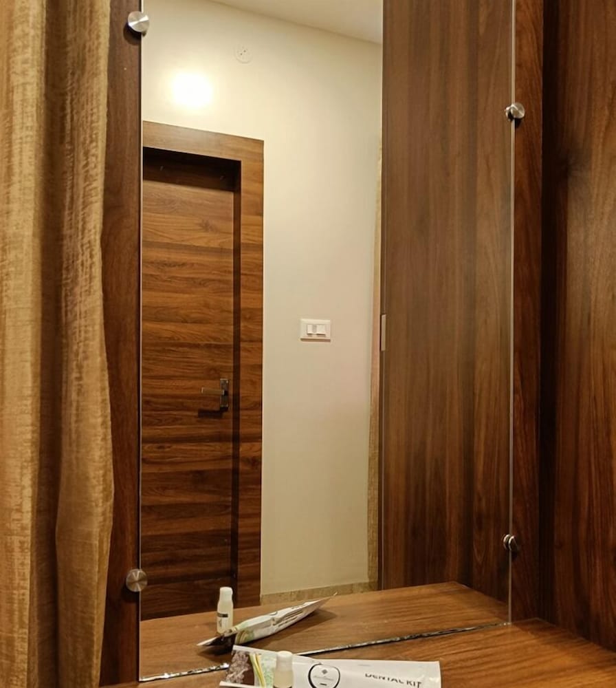 Classic Triple Room - Photo 7