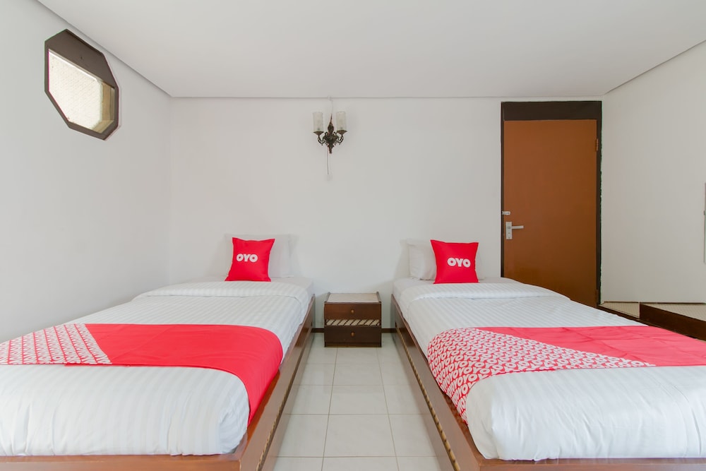 Deluxe Twin Room photo 3