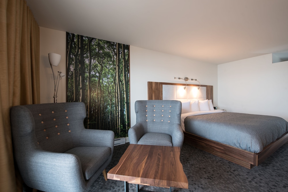 Superior Room, 1 King Bed, Balcony