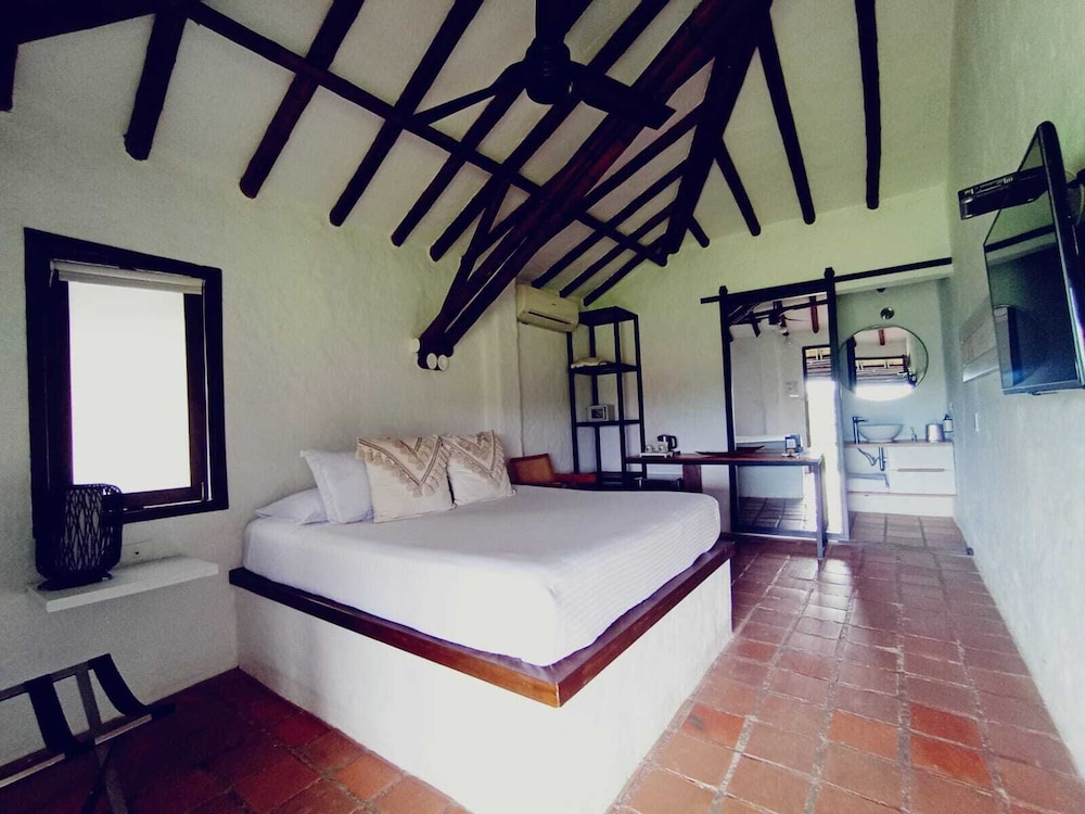 Standard Double Room, 1 Bedroom, Valley View photo 2