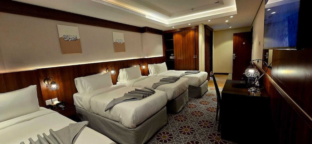 Deluxe Quadruple Room photo 1