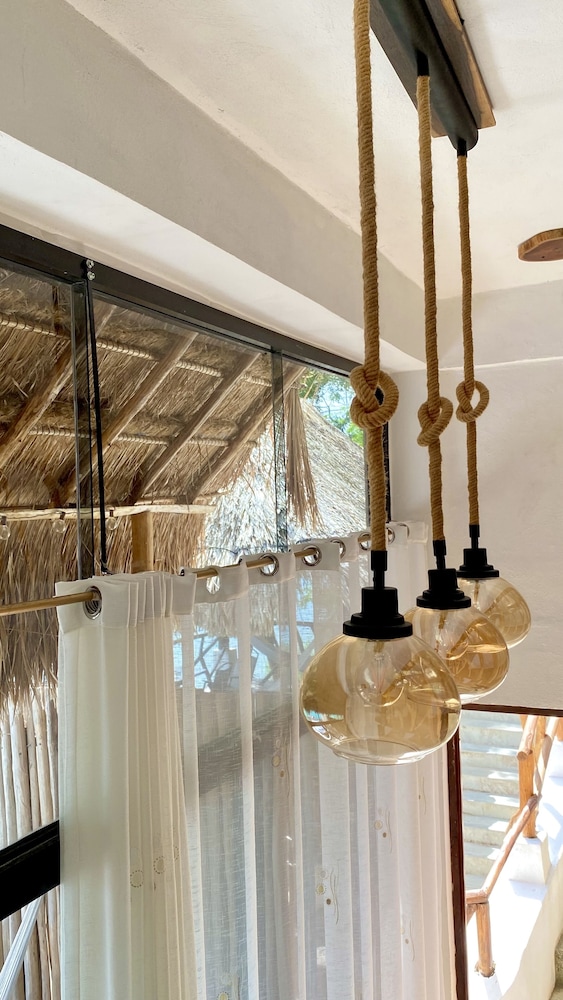 Design Quadruple Room, Lagoon View photo 2