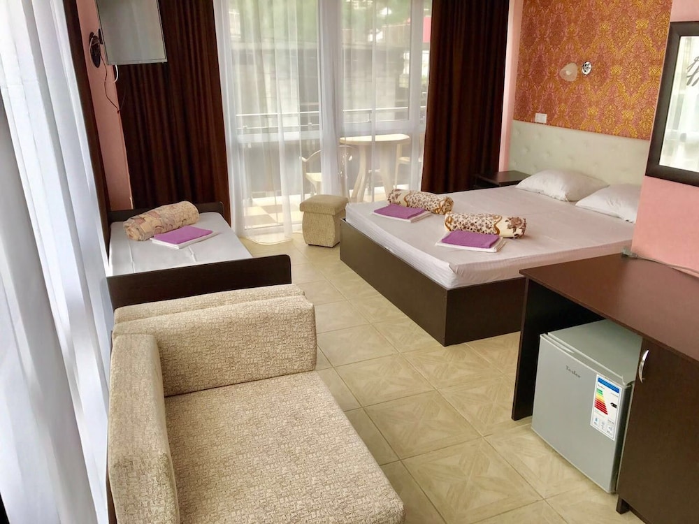 Standard Triple Room photo 1
