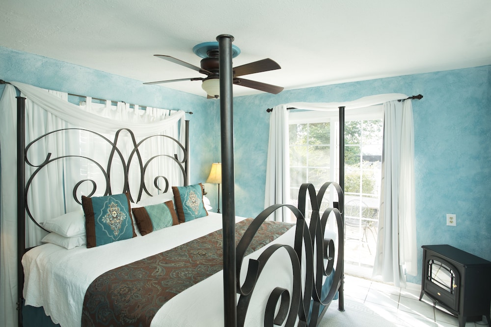 Suite, Private Bathroom (The Mediterranean (Room in the B&B)) photo 1