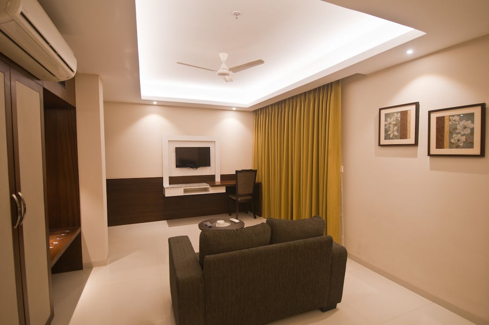 Premium Room - Photo 8