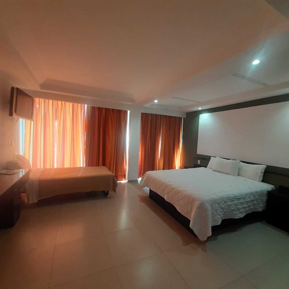 Family Triple Room, Multiple Beds, Courtyard View photo 2