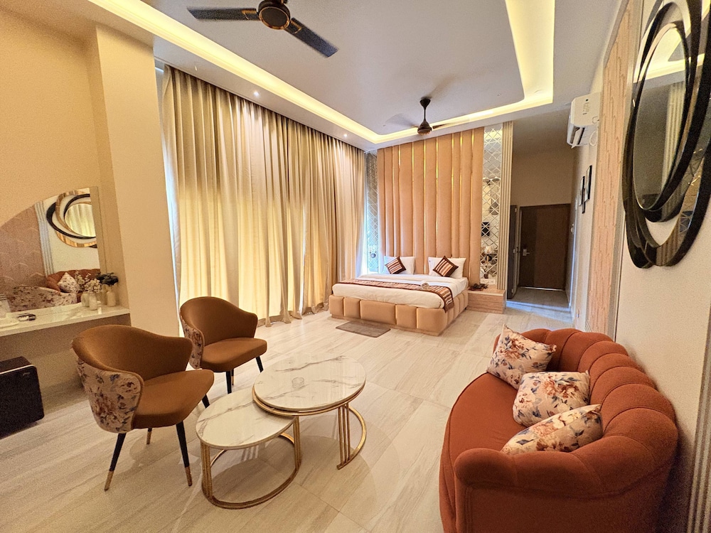 Executive Studio Suite