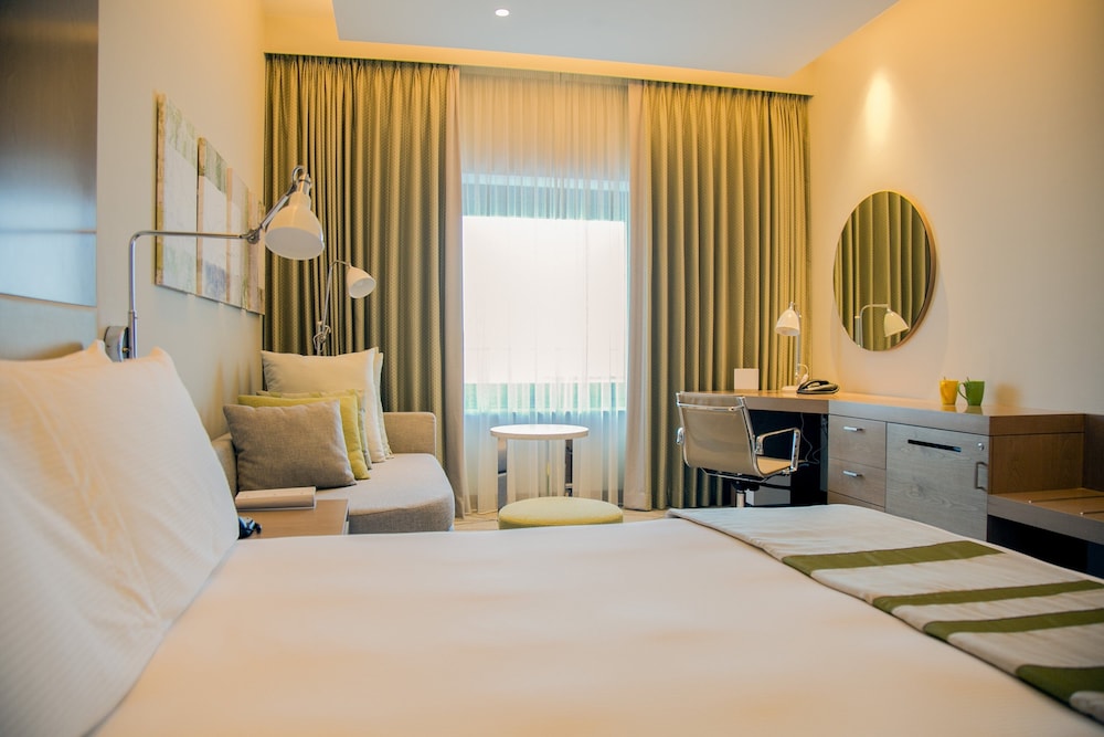 Standard Room, 1 King Bed, Accessible
