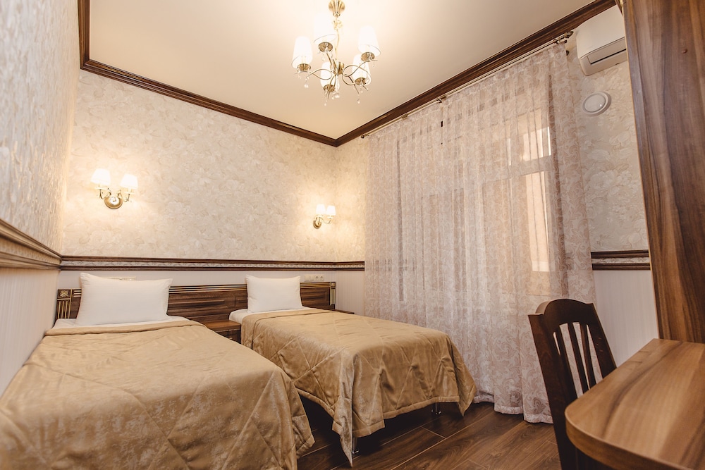 Standard Double or Twin Room photo 1