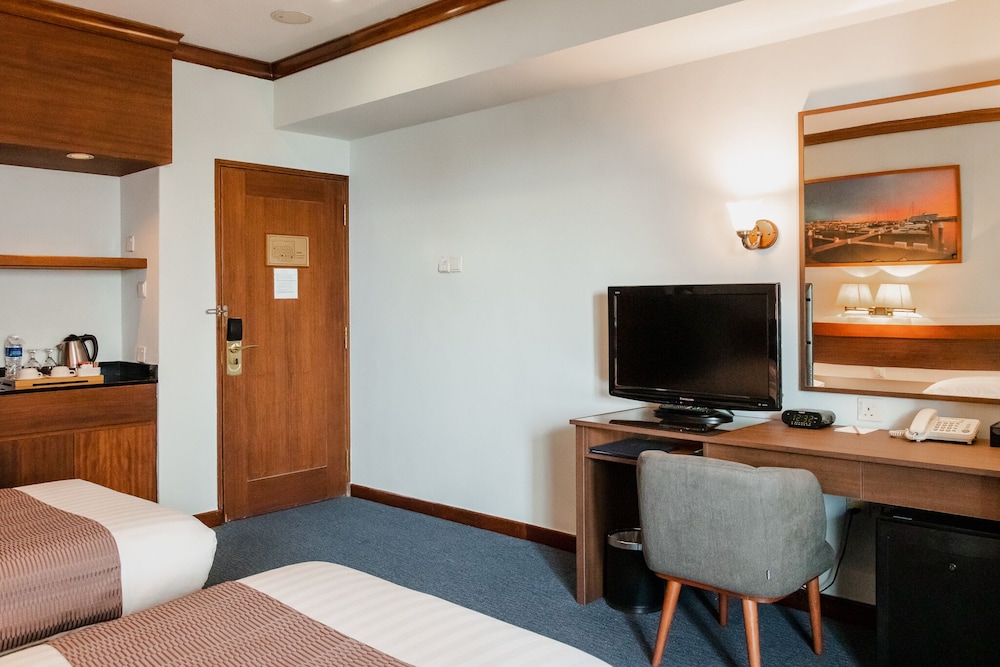 Standard Double or Twin Room photo 3