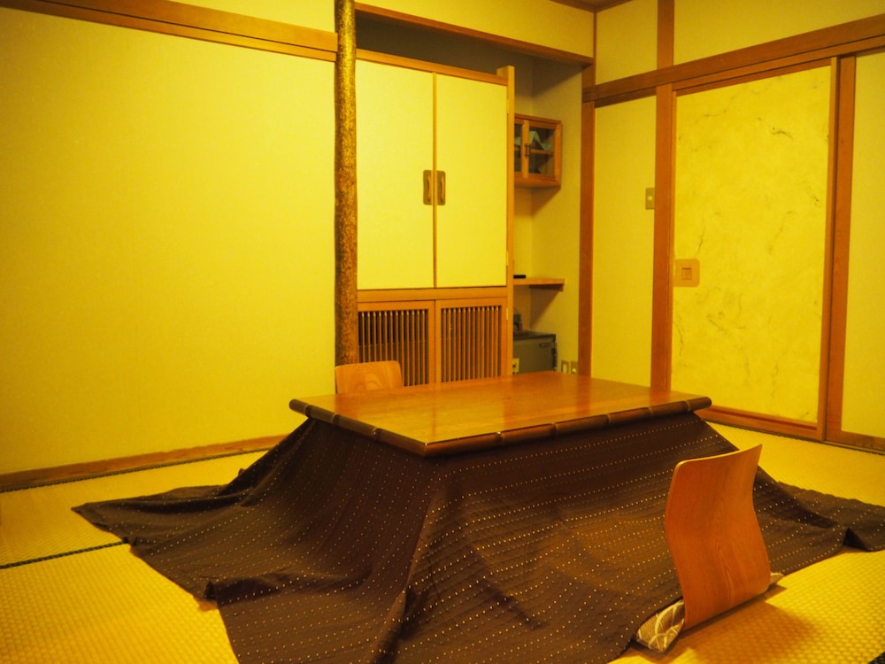 Twin Room with Mountain View photo 3