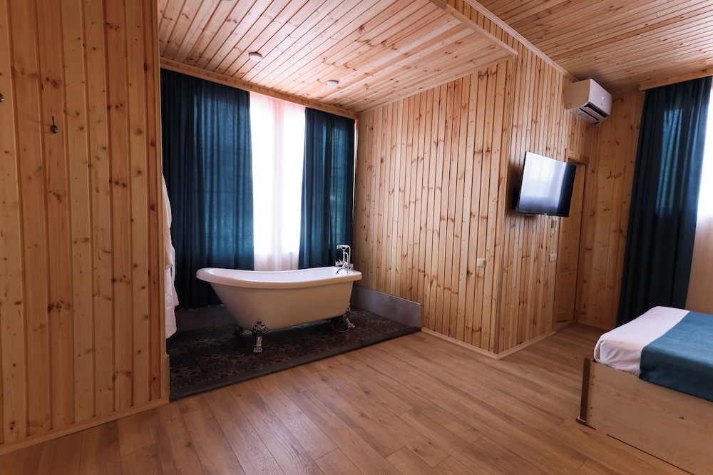 Honeymoon Double Room photo 2