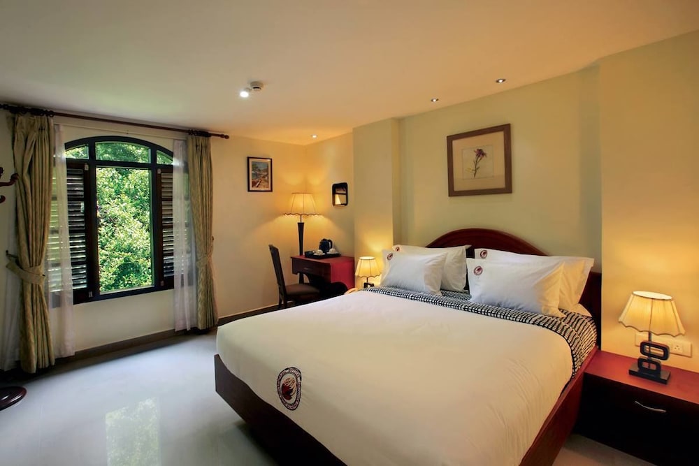 Executive Room photo 2