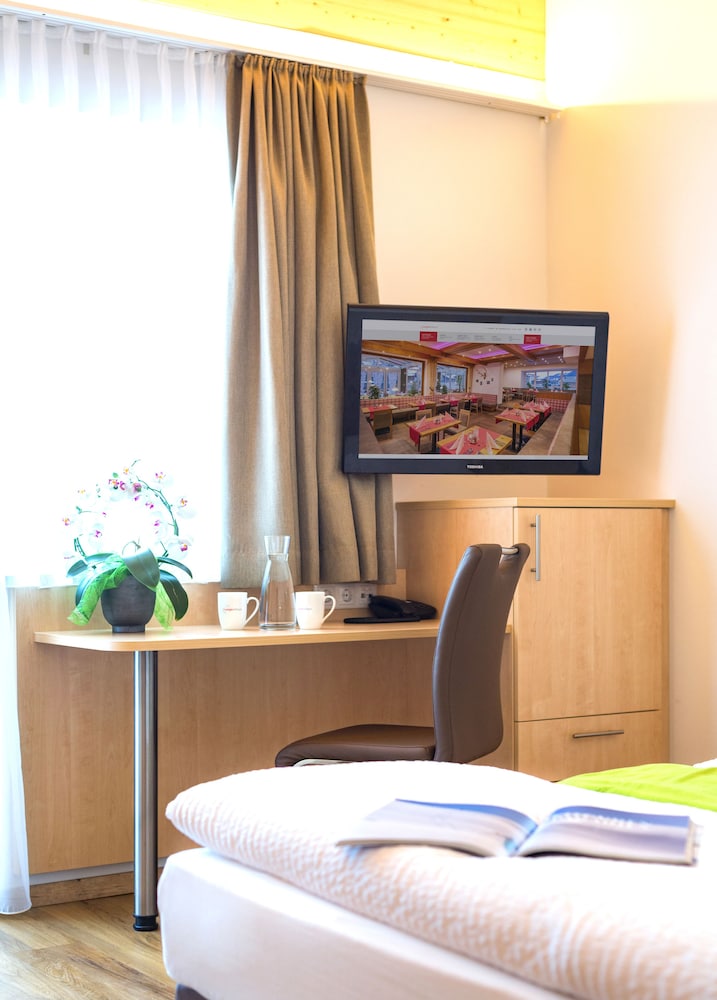 Classic Double Room, 1 Bedroom, Balcony photo 2