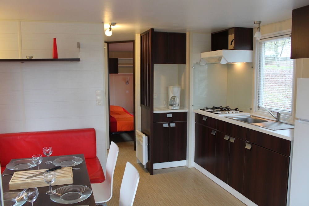 Standard Mobile Home - Photo 6
