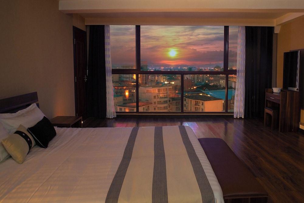 Family Apartment, Connecting Rooms, City View photo 3
