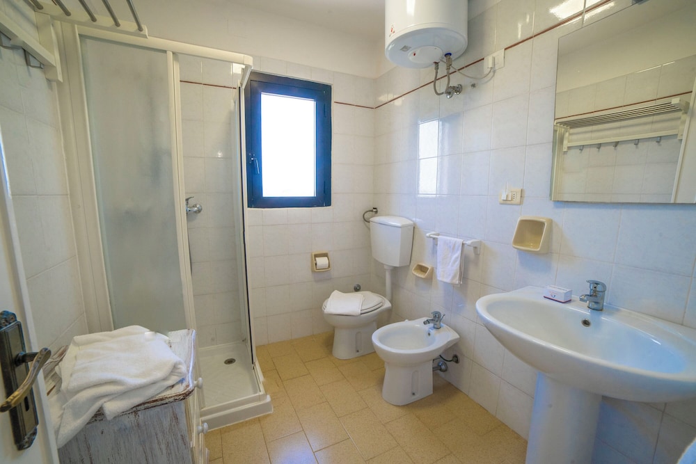 Standard Villa, Multiple Bedrooms (Villa Lisa with huge Pool and Garden) photo 3
