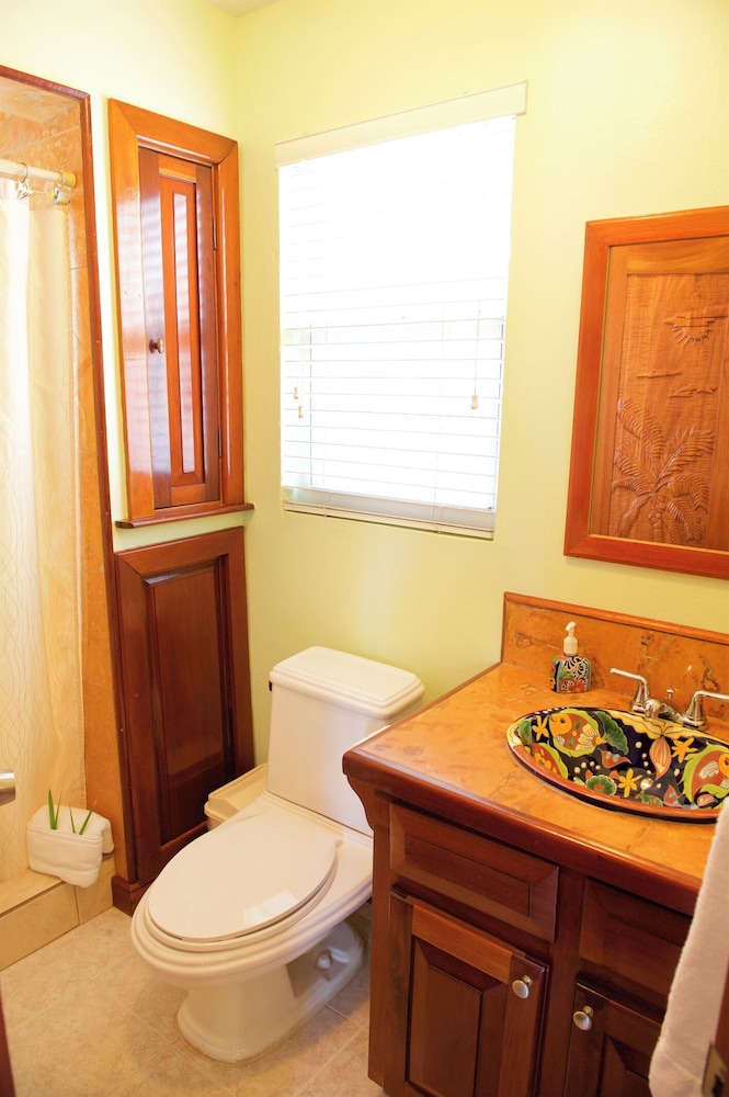 Junior House thumbnail 5