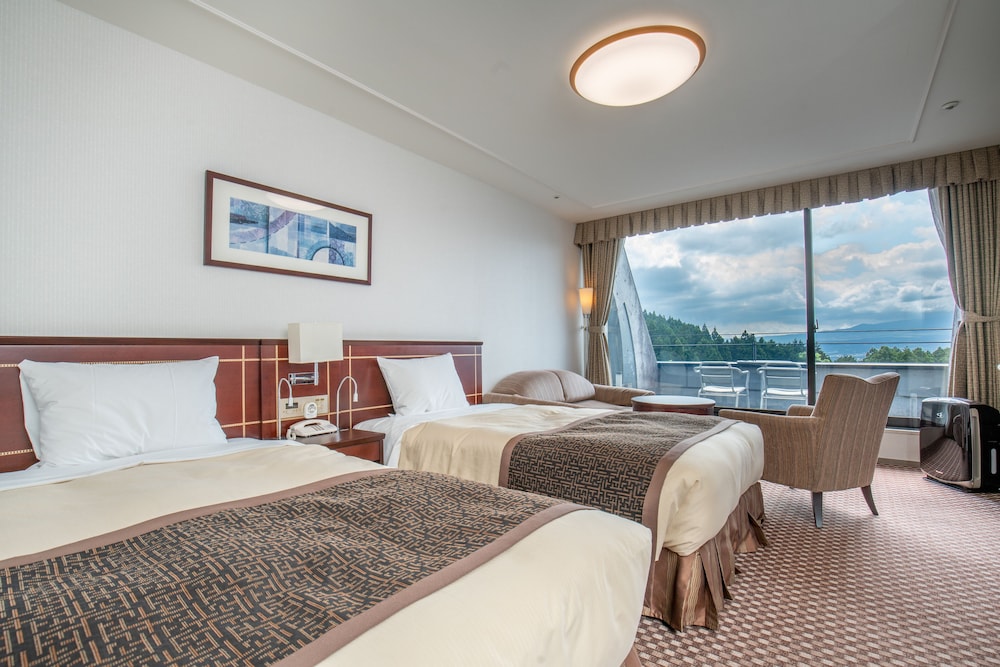 [Non-Smoking] Western Style Deluxe Twin Room (Mt. Fuji View) - Photo 4