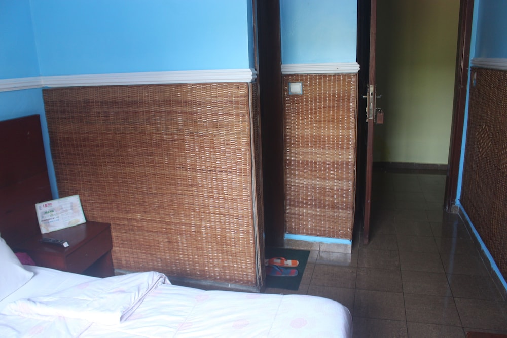Single Room photo 3