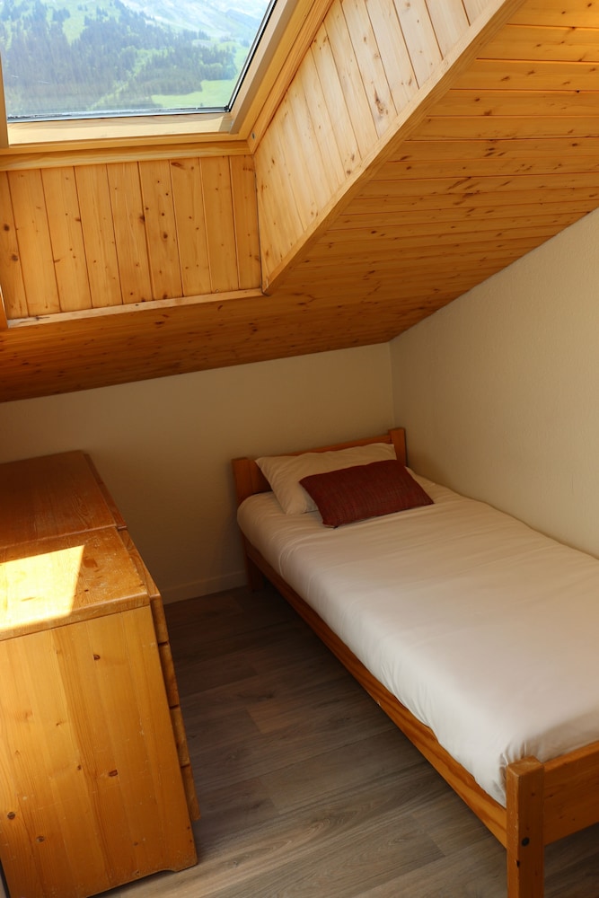Family Apartment, Multiple Beds photo 3