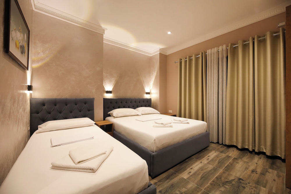 Triple Room, Balcony