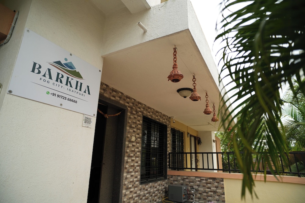 Barkha Fog City Igatpuri Villa with Private Pool