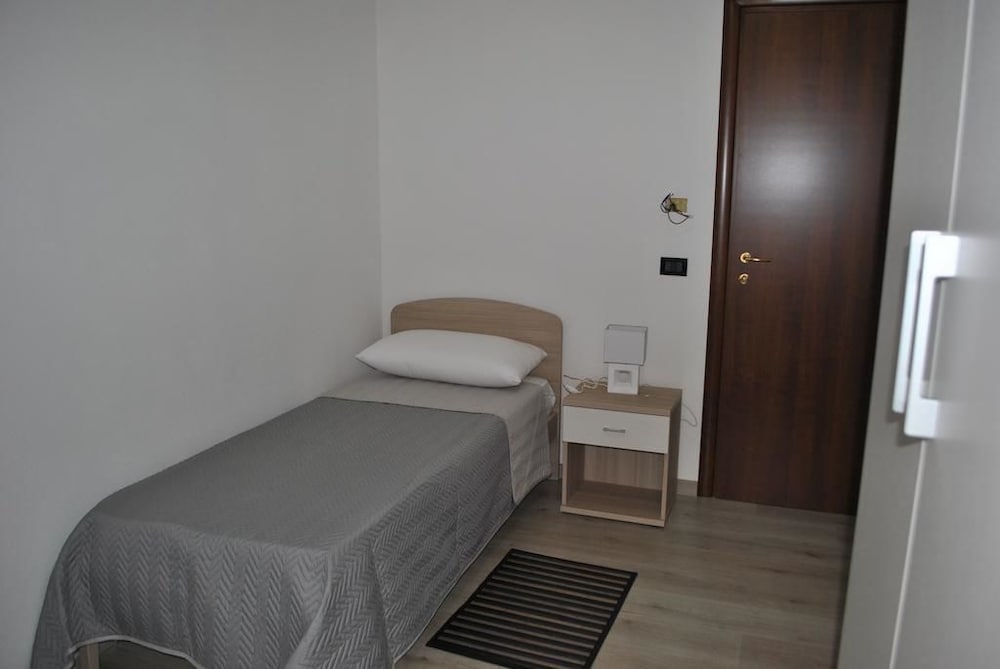Classic Single Room, 1 Bedroom photo 3