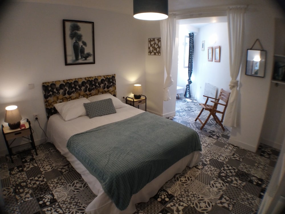 Double Room (Ground Floor)