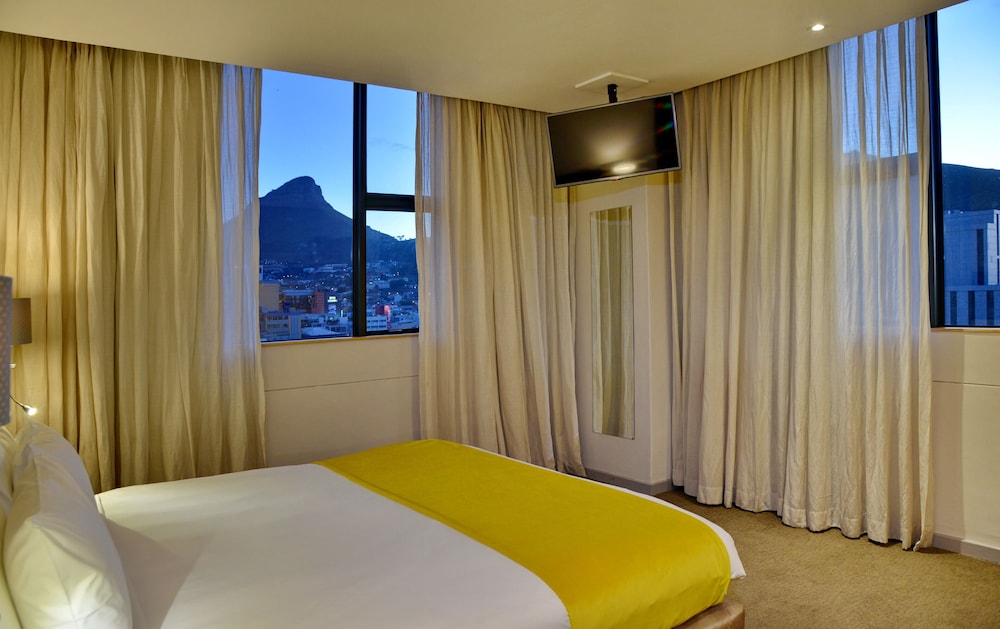 Superior Room, 2 Double Beds, Mountain View (Family Room) photo 3