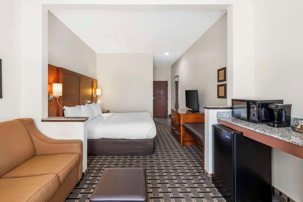1 KING BED - Photo 4