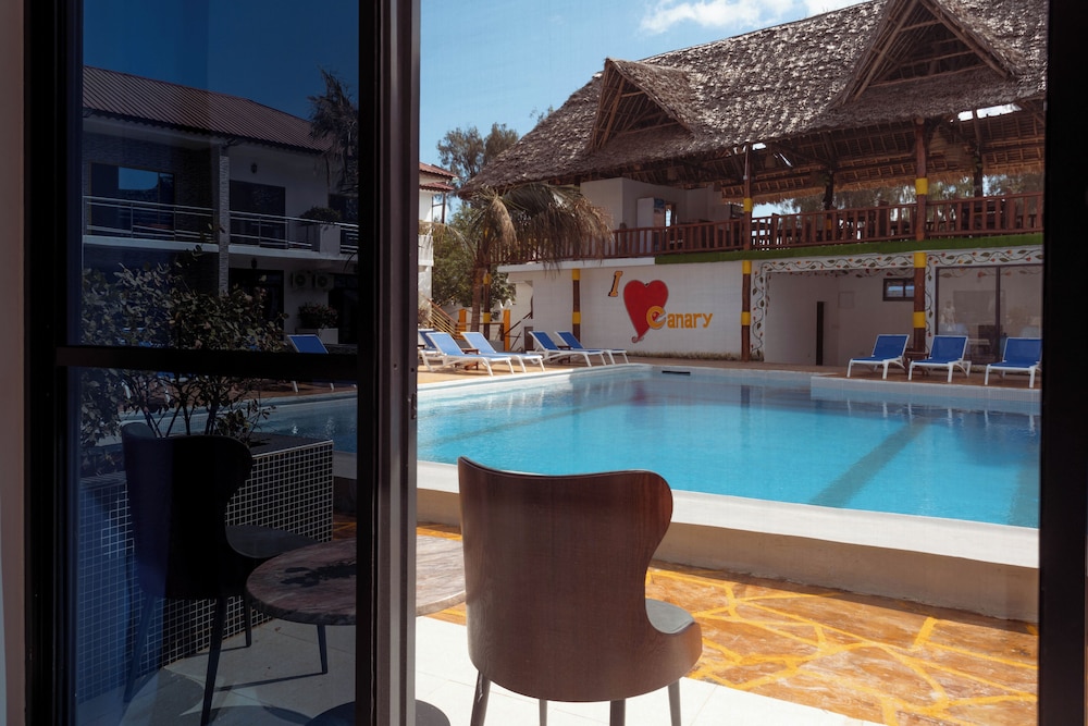 Luxury Double Room, Pool View