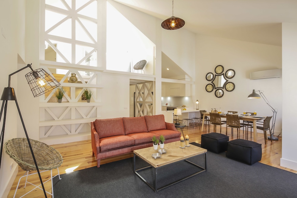 Deluxe Apartment, 3 Bedrooms (Rua São Julião, 11)